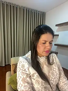 Alice Biel online show from February 1, 2025, 10:55 pm