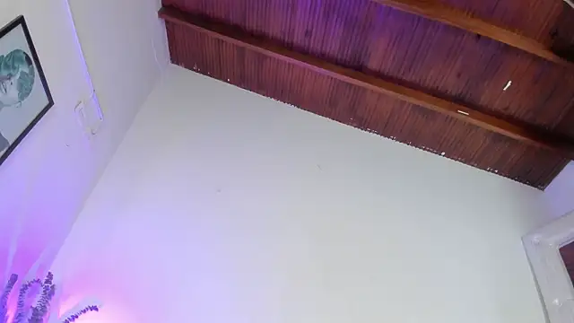 Sofi Vasquez online show from December 10, 2024, 12:39 am