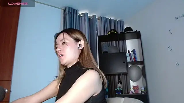 sexfire lalita online show from February 5, 2025, 8:35 pm