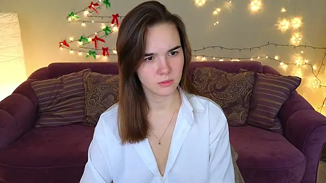 LindaRobertz online show from December 21, 2024, 2:30 am