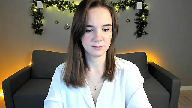 LindaRobertz online show from January 1, 2025, 2:30 am