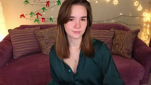 LindaRobertz online show from January 2, 2025, 2:11 am