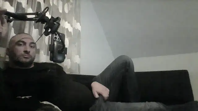 NewyorkDimi online show from November 7, 2025, 3:17 am