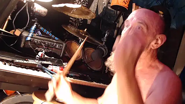 DREAMZ420 online show from October 13, 2025, 10:10 pm