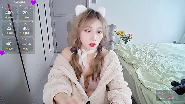 Xiaoyu-G online show from March 23, 2025, 8:26 am