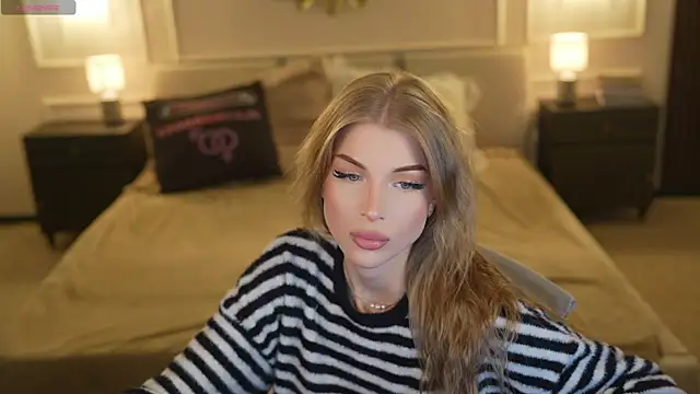 Stacy054 online show from November 9, 2025, 1:20 pm