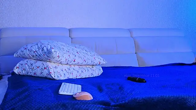 elsa limerence online show from January 11, 2025, 6:24 am