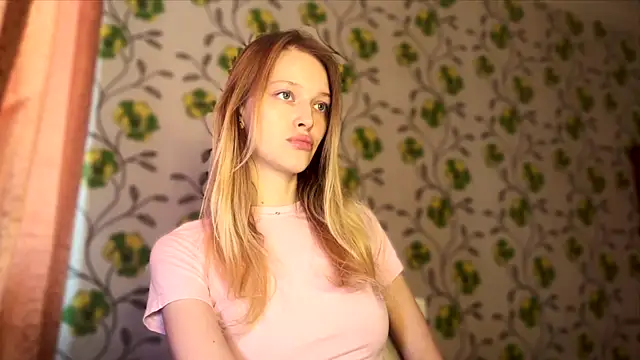 Evvie Summn1 online show from March 23, 2026, 9:35 am