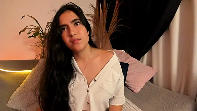 Serenity Day online show from February 5, 2026, 1:43 am