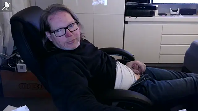 VSteph online show from April 14, 2026, 8:15 pm