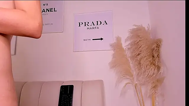 april higgins online show from March 3, 2025, 5:07 pm