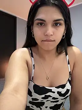 sc4ry girl1 online show from December 9, 2024, 1:29 am