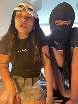 sc4ry girl1 online show from February 18, 2025, 3:42 am