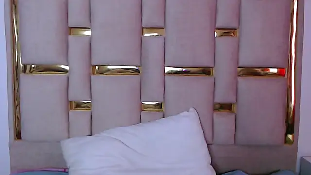 nina carther online show from November 13, 2025, 11:09 am