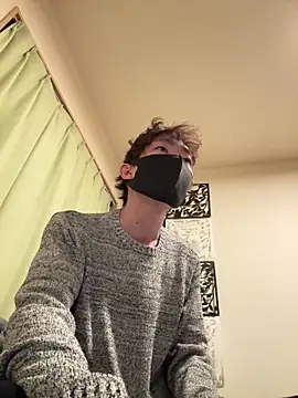 Snapshot of UKI06 chatting on December 20, 2024, 2:16 pm UKI06 online show from December 20, 2024, 2:16 pm