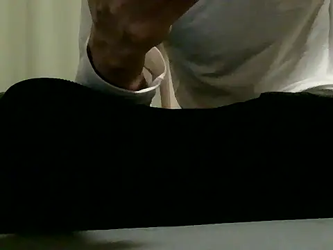 Snapshot of UKI06 chatting on January 10, 2025, 3:48 pm UKI06 online show from January 10, 2025, 3:48 pm