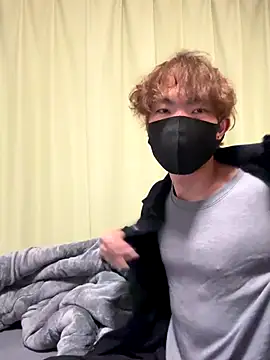 Snapshot of UKI06 chatting on December 2, 2025, 1:50 pm UKI06 online show from December 2, 2025, 1:50 pm