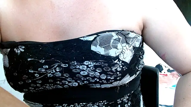 smithdara online show from September 16, 2025, 8:21 pm