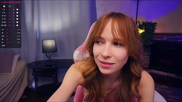 LynetBurby online show from March 22, 2025, 1:41 pm