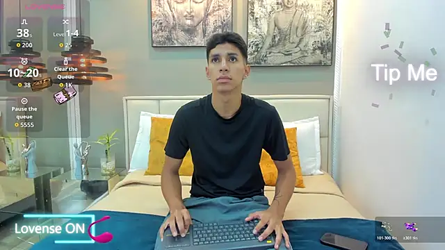 Snapshot of kieran_derek chatting on November 11, 2025, 3:39 am kieran derek online show from November 11, 2025, 3:39 am