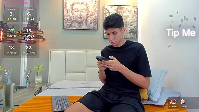 Snapshot of kieran_derek chatting on November 28, 2025, 3:31 am kieran derek online show from November 28, 2025, 3:31 am