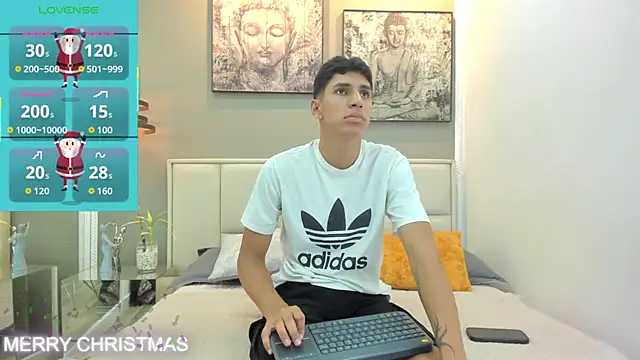 Snapshot of kieran_derek chatting on December 23, 2025, 3:37 am kieran derek online show from December 23, 2025, 3:37 am