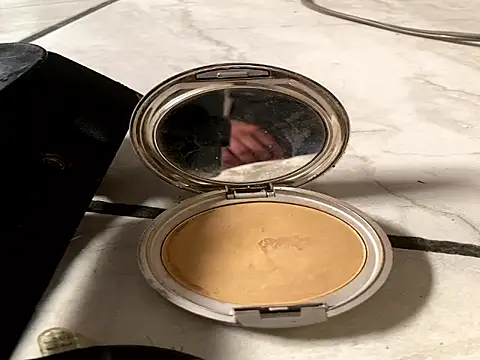 6MataGarcia online show from September 20, 2025, 2:51 pm