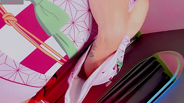 gatitavenecis online show from December 29, 2024, 4:40 pm