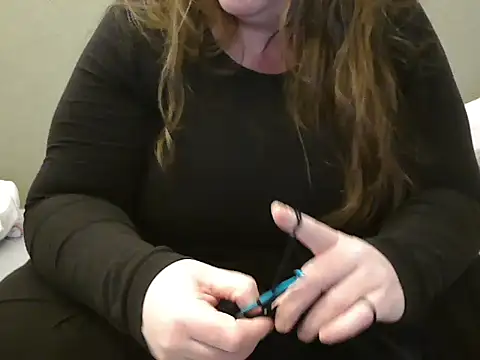 Snapshot of MarthaBriest chatting on February 8, 2025, 2:38 pm MarthaBriest online show from February 8, 2025, 2:38 pm