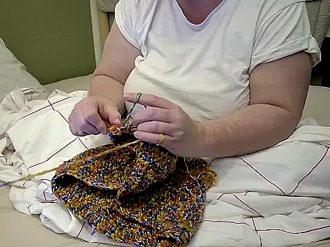 Snapshot of MarthaBriest chatting on September 24, 2025, 5:00 am MarthaBriest online show from September 24, 2025, 5:00 am