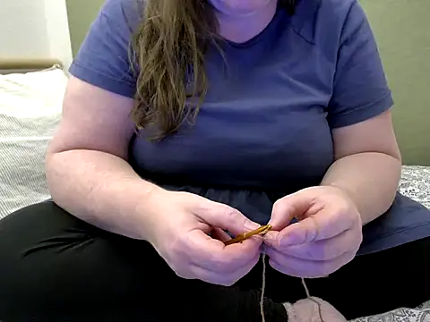 Snapshot of MarthaBriest chatting on November 4, 2025, 5:23 pm MarthaBriest online show from November 4, 2025, 5:23 pm