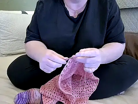 MarthaBriest online show from April 22, 2026, 8:06 am