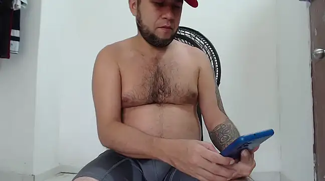 very2 sexy online show from February 4, 2025, 2:21 pm