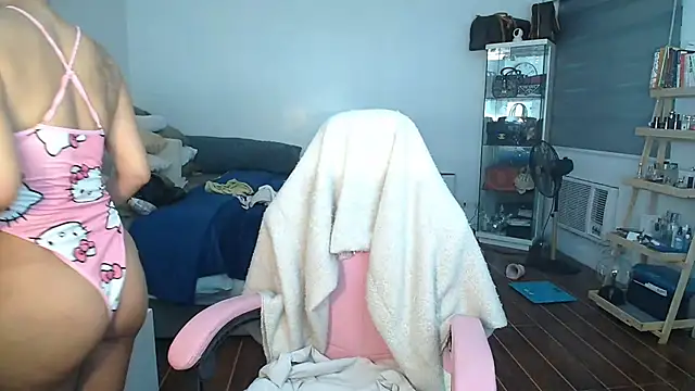 aya saki online show from September 20, 2025, 7:53 am