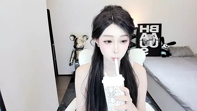 bdbdzs online show from February 13, 2025, 6:16 pm