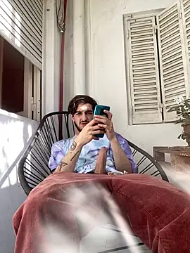 Tomito14 online show from September 10, 2025, 5:13 pm