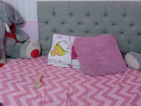 madisson smalltits online show from February 23, 2025, 10:20 pm