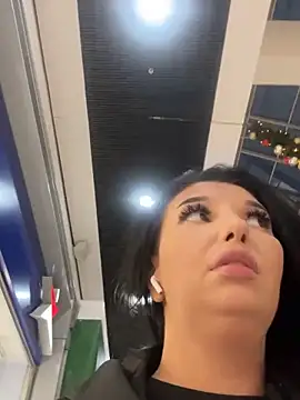 Tisha Busty online show from November 29, 2025, 1:36 pm