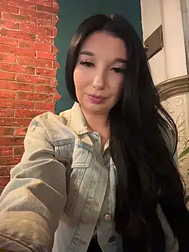 Tisha Busty online show from June 4, 2026, 11:38 am