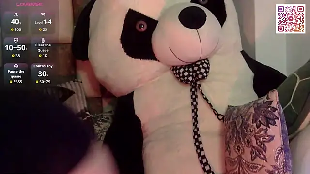 Tiny lusty online show from February 20, 2026, 9:48 pm