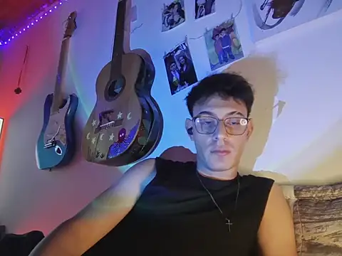 Johancitouwu online show from June 15, 2026, 6:04 am