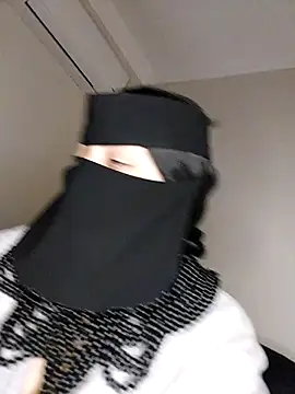 -Arab milf- online show from February 18, 2025, 5:53 am