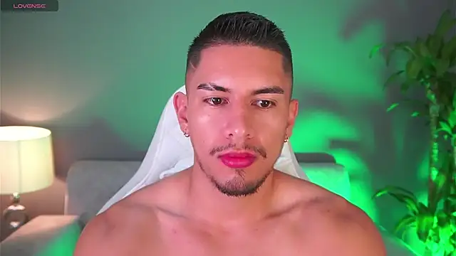 Aaronfox x online show from January 30, 2025, 10:19 am