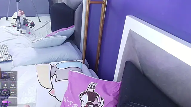 brigiitte rohan online show from March 8, 2025, 3:17 am