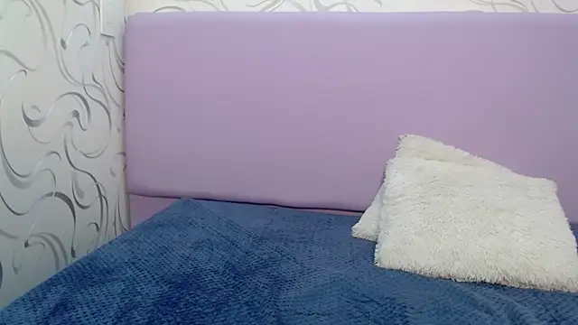 NathaliaSmith3x online show from October 23, 2025, 4:01 am