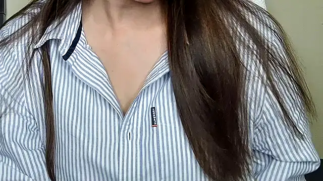 MIss-Naina online show from April 13, 2026, 8:25 pm