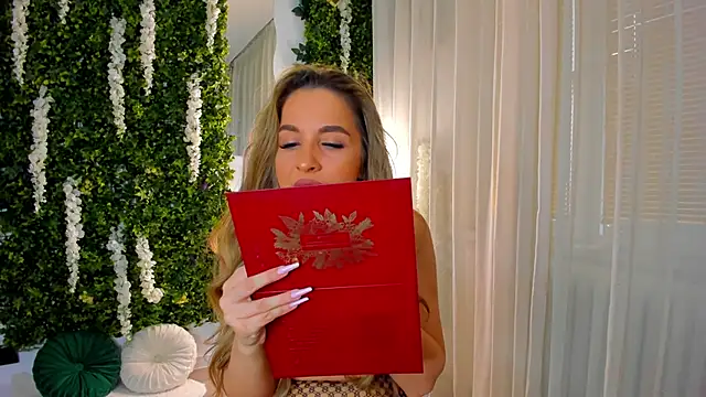 VivienCarter online show from February 28, 2025, 6:43 am