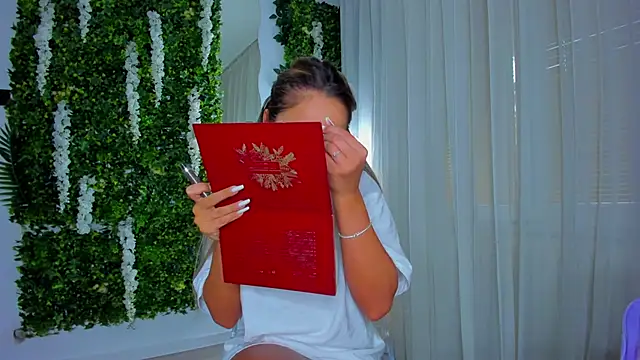 VivienCarter online show from October 4, 2025, 12:25 pm