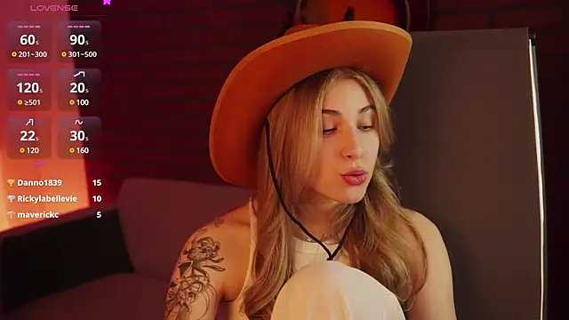 EllieCutes online show from March 10, 2025, 9:32 am