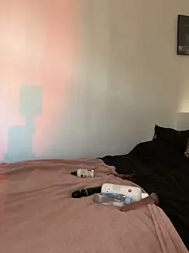 madelinexx online show from September 29, 2025, 1:16 pm